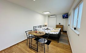 Útulný apartmán v klidné části Benešova